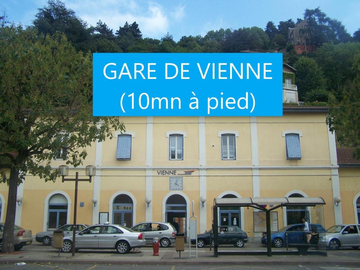 Appartement Netflix Centre De Vienne Pres De Lyon ภายนอก รูปภาพ